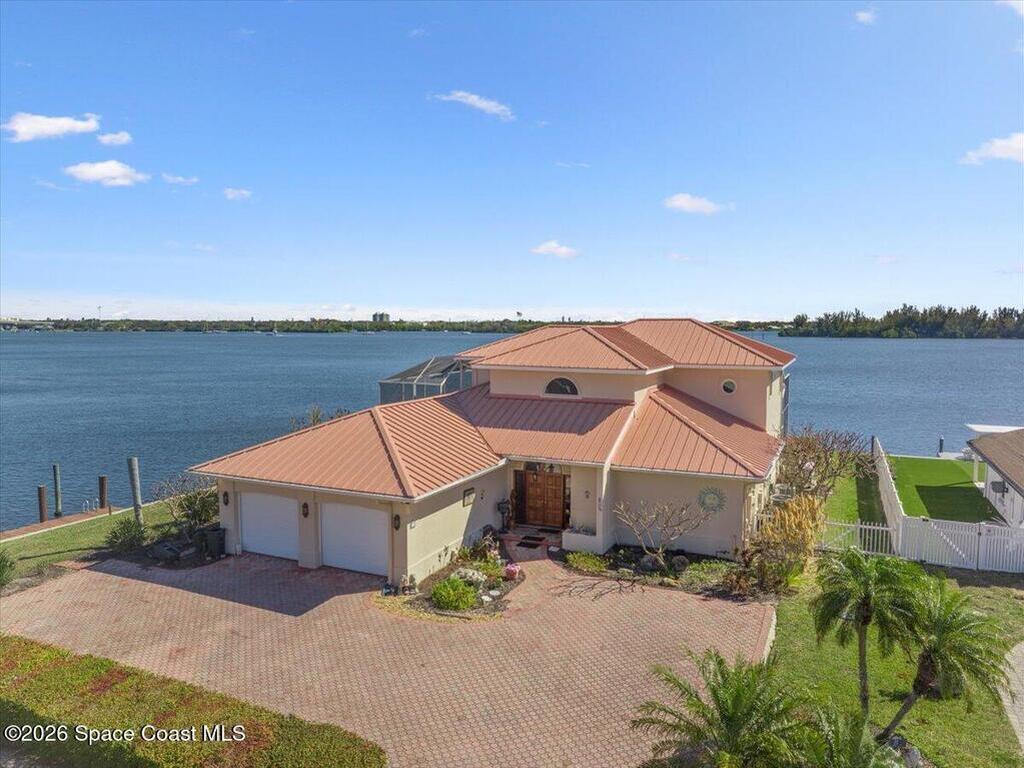 2 Sea Horse Lane, Vero Beach, FL 32960