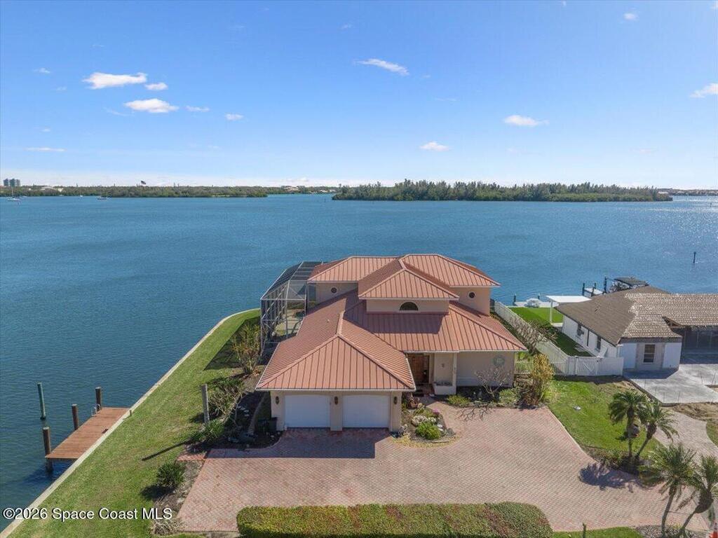 2 Sea Horse Lane, Vero Beach, FL 32960