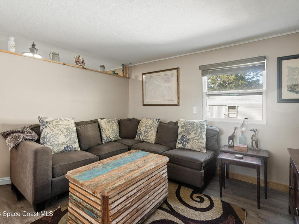 8280 Pine Ridge Trail, Sebastian, FL 32976