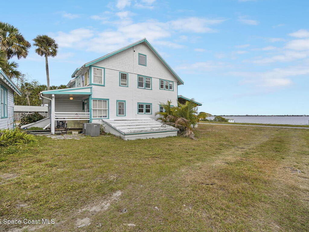 2612 Riverview Drive, Melbourne, FL 32901