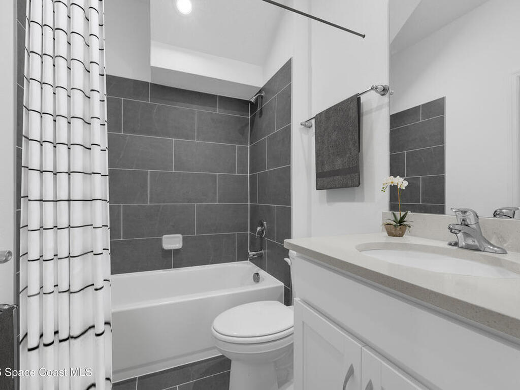 1005 Connolly Lane, Palm Bay, FL 32905