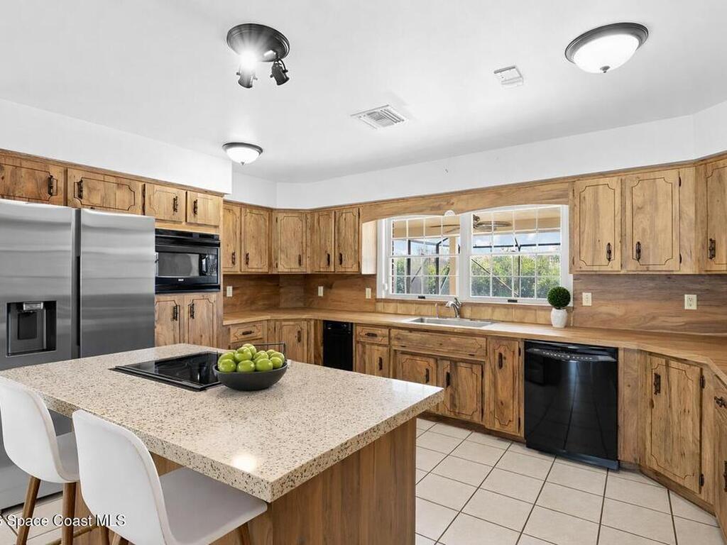 835 Sunswept Road, Palm Bay, FL 32905