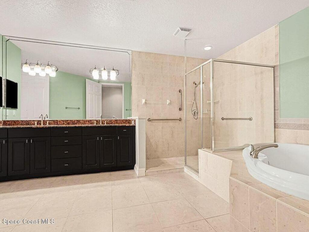 15 N Indian River Drive, Cocoa, FL 32922