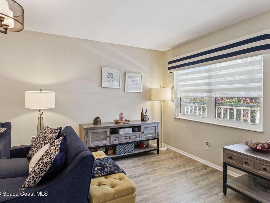 25 Vista Gardens Trail, Vero Beach, FL 32962