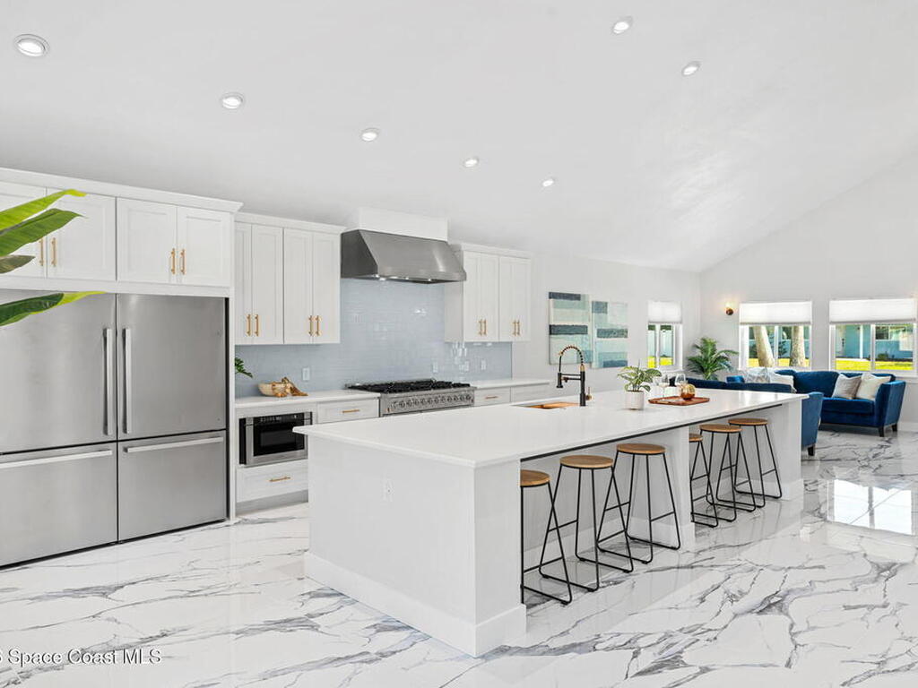 398 Riverview Lane, Melbourne Beach, FL 32951