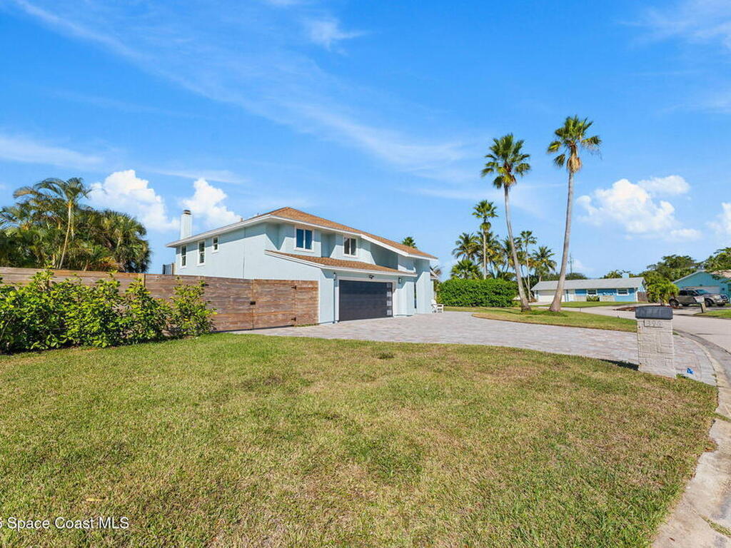 398 Riverview Lane, Melbourne Beach, FL 32951