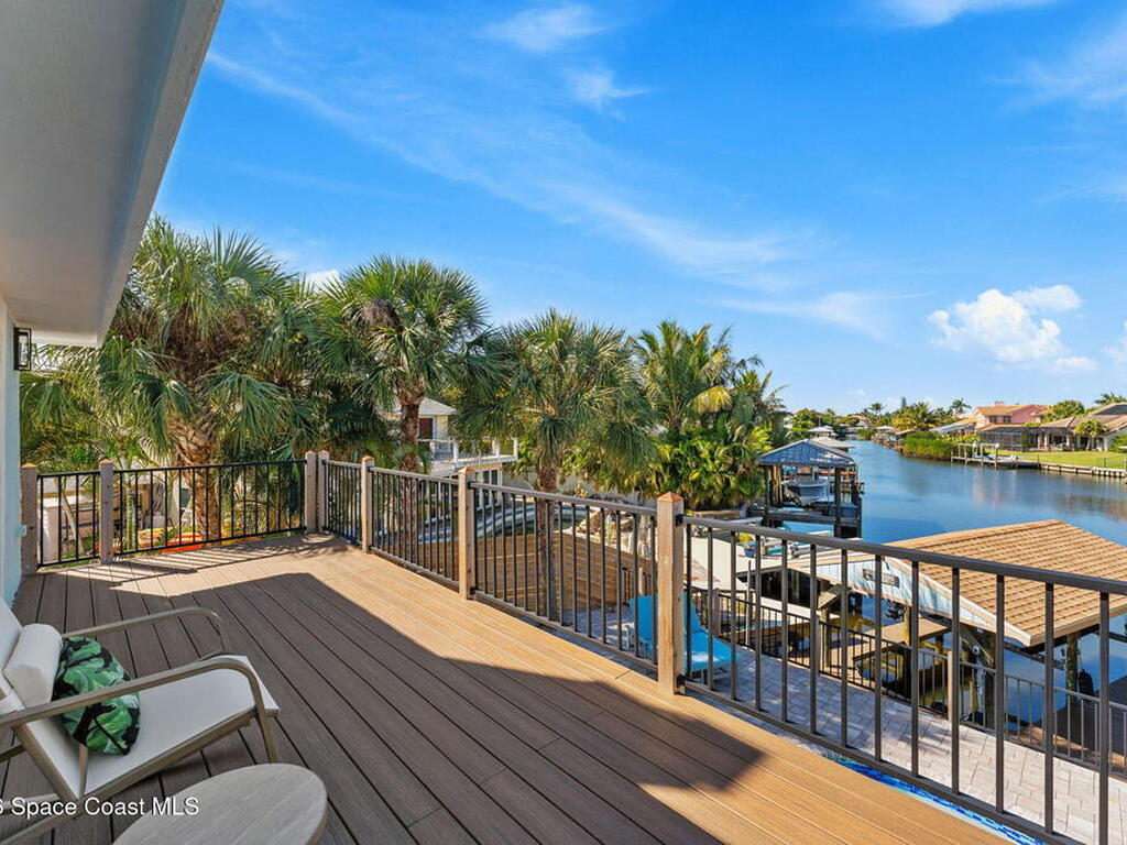 398 Riverview Lane, Melbourne Beach, FL 32951