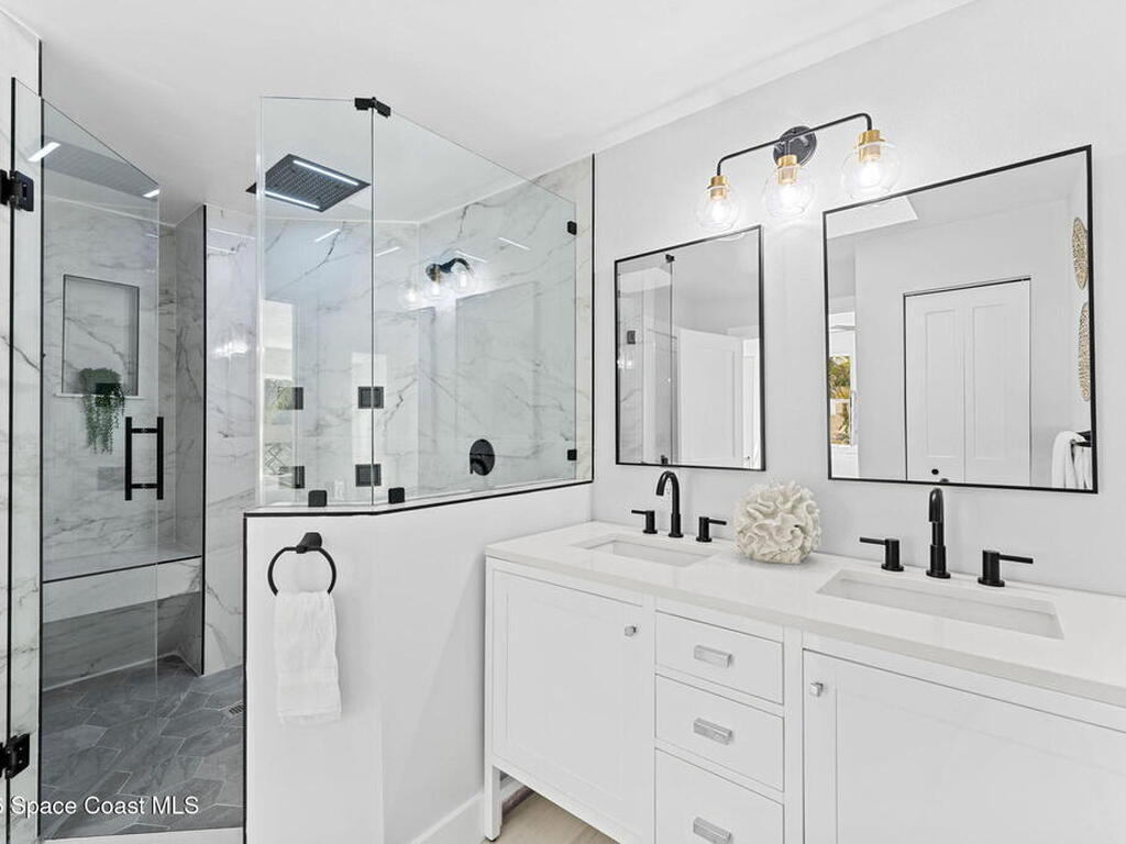 398 Riverview Lane, Melbourne Beach, FL 32951