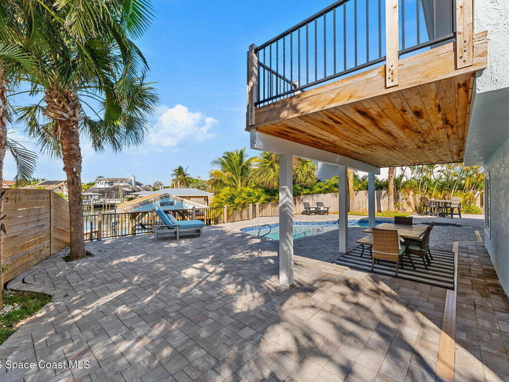 398 Riverview Lane, Melbourne Beach, FL 32951