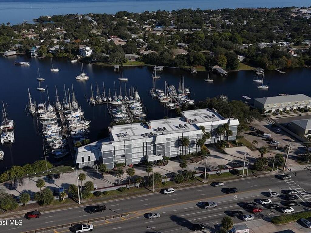 905 N Harbor City Boulevard, Melbourne, FL 32935