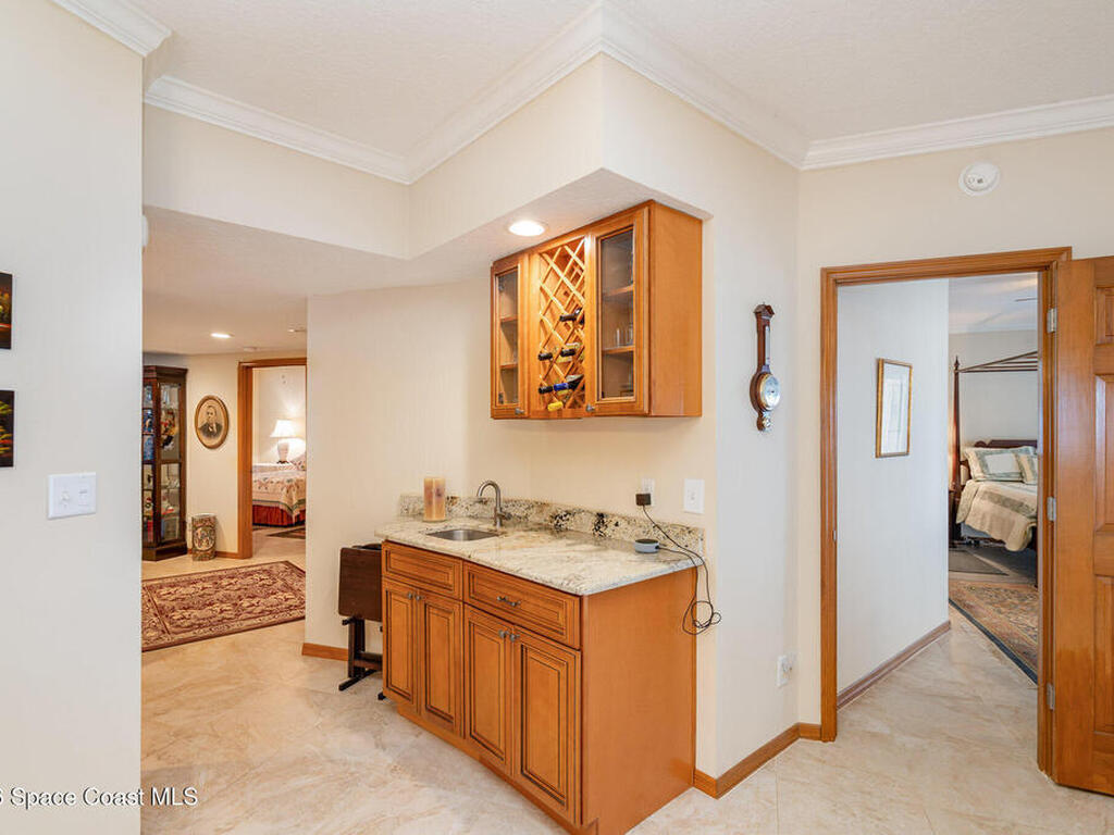 905 N Harbor City Boulevard, Melbourne, FL 32935