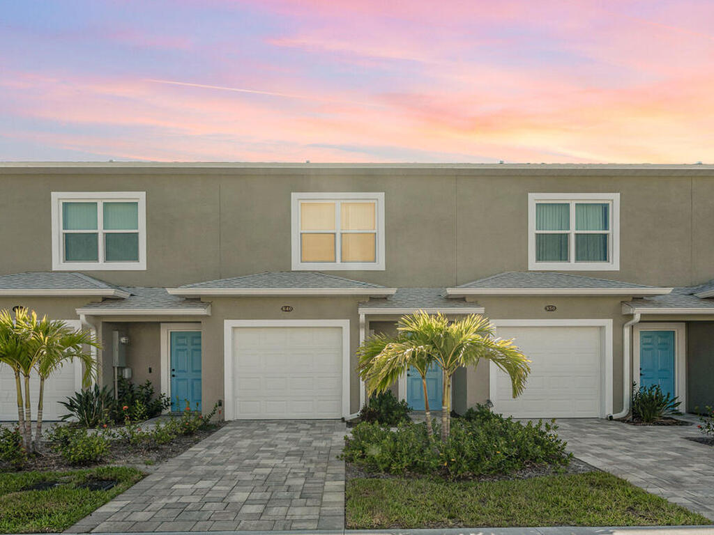 900 Paddleboard Court, Melbourne, FL 32935