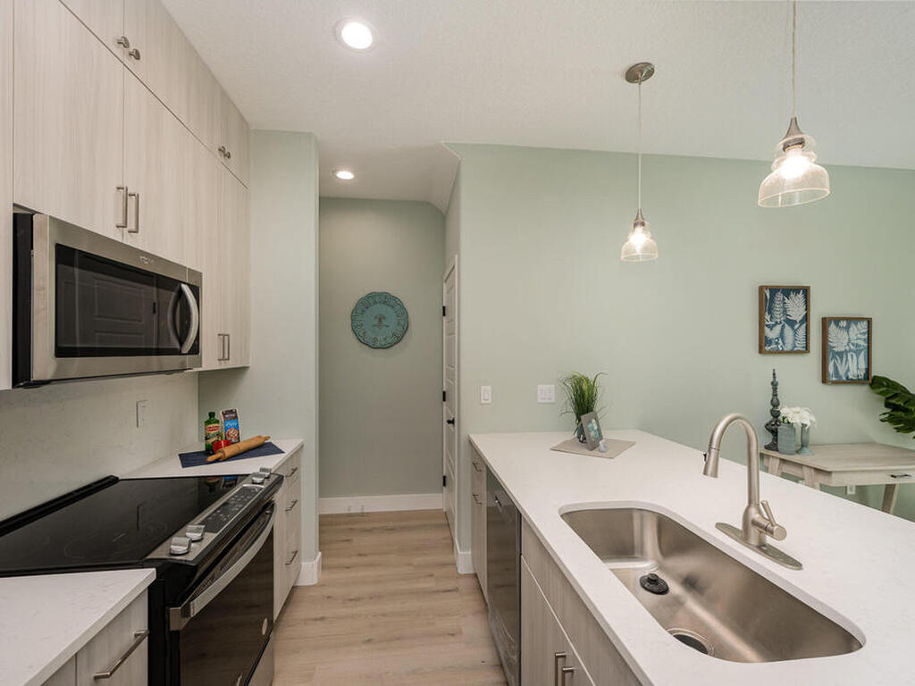 900 Paddleboard Court, Melbourne, FL 32935