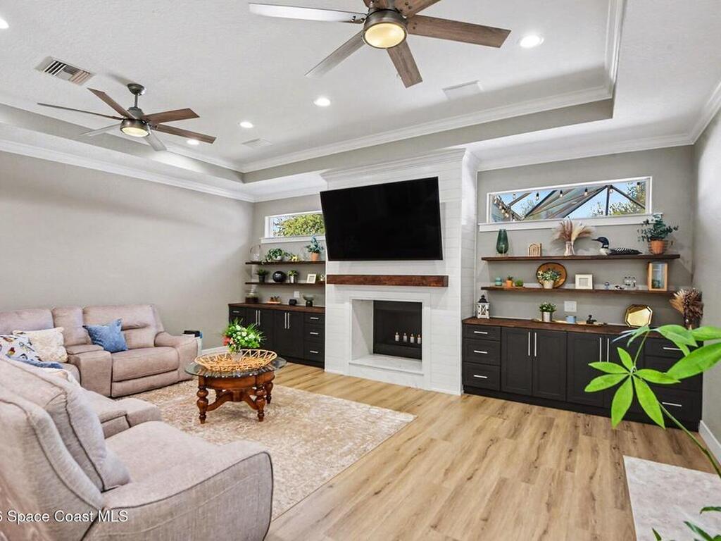 2795 Fawn Lake Boulevard, Mims, FL 32754