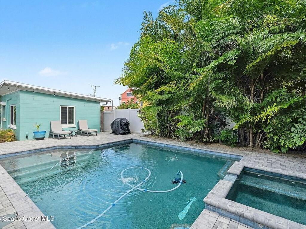 607 & 609 Madison Avenue, Cape Canaveral, FL 32920