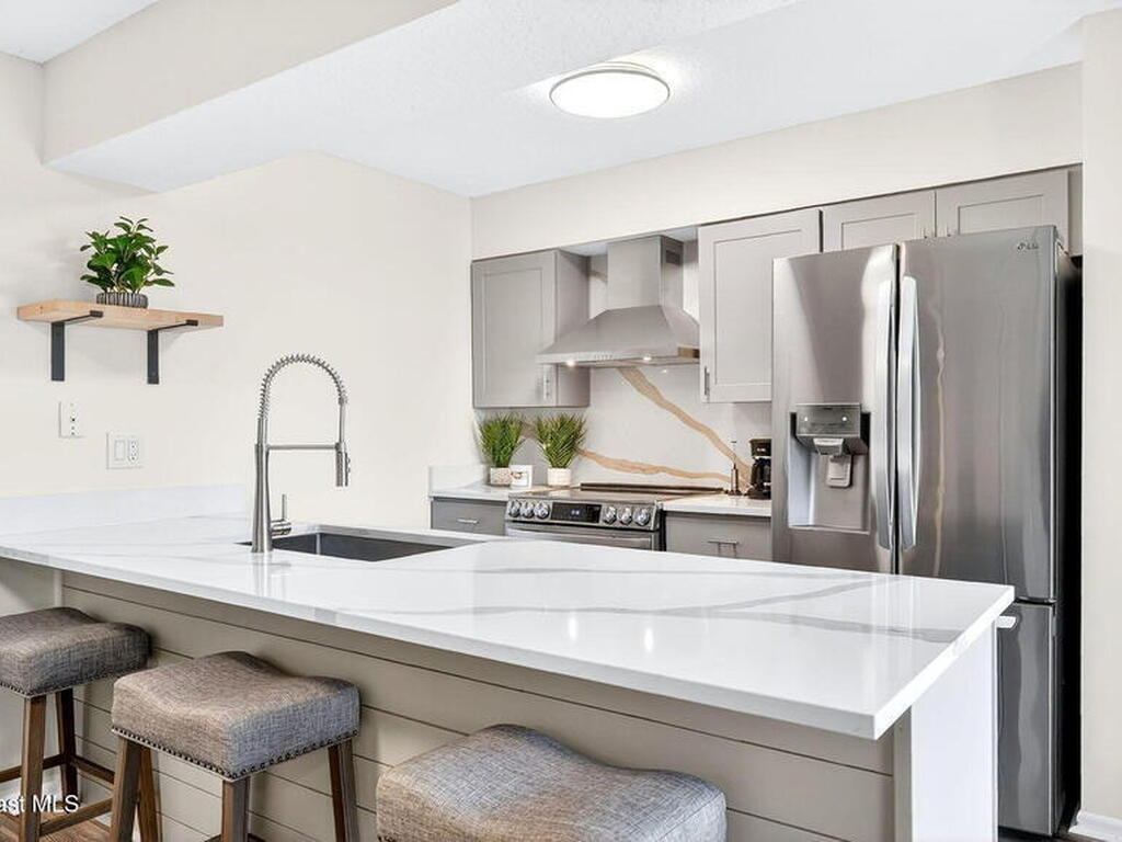 200 S Banana River Boulevard, Cocoa Beach, FL 32931