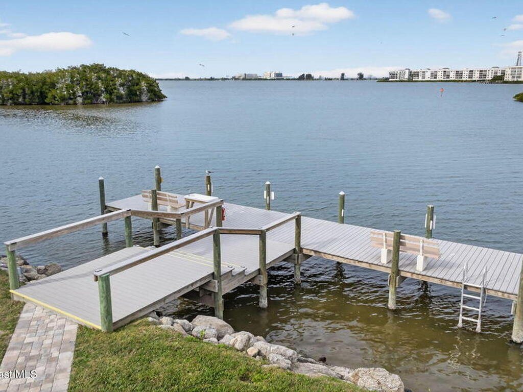 200 S Banana River Boulevard, Cocoa Beach, FL 32931