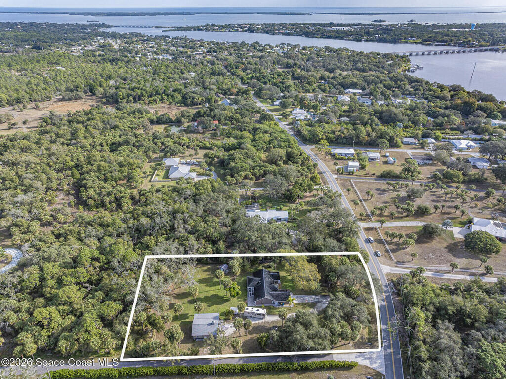9673 Fleming Grant Road, Sebastian, FL 32976