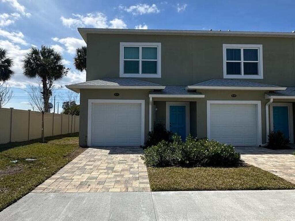 820 Paddleboard Court, Melbourne, FL 32935
