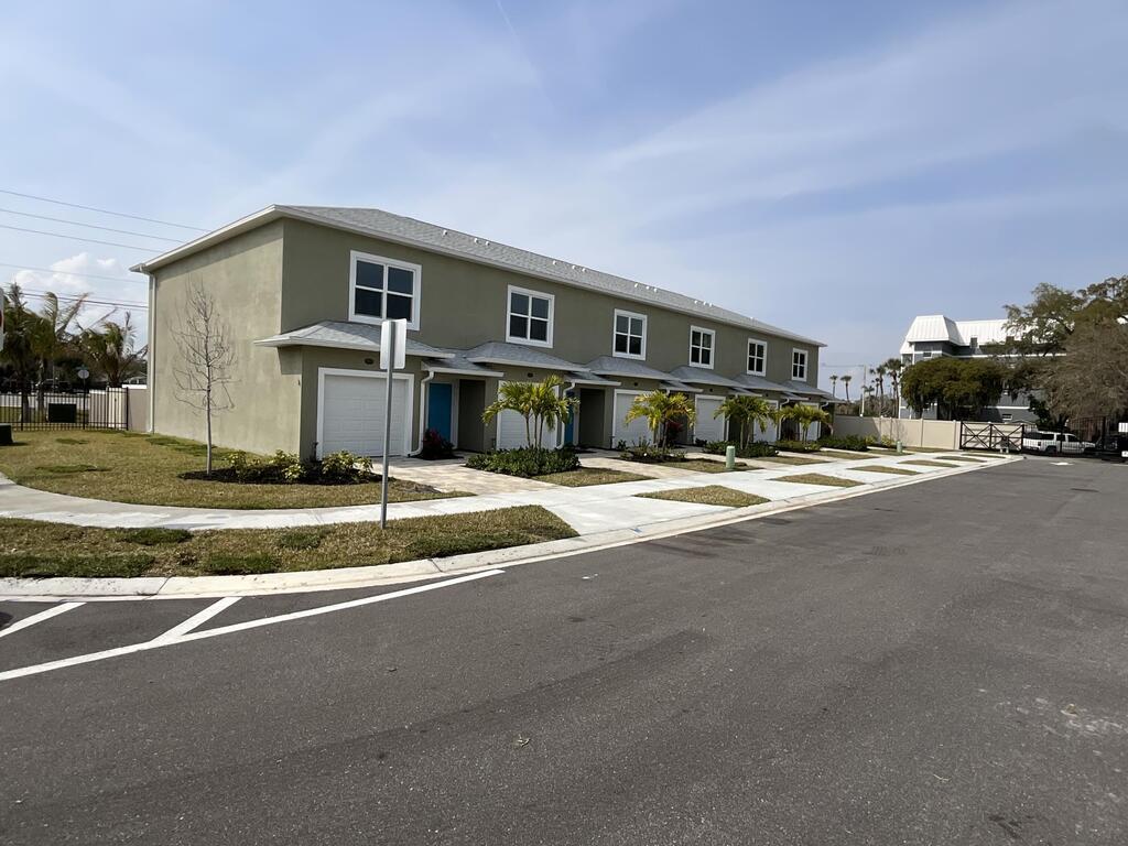 820 Paddleboard Court, Melbourne, FL 32935