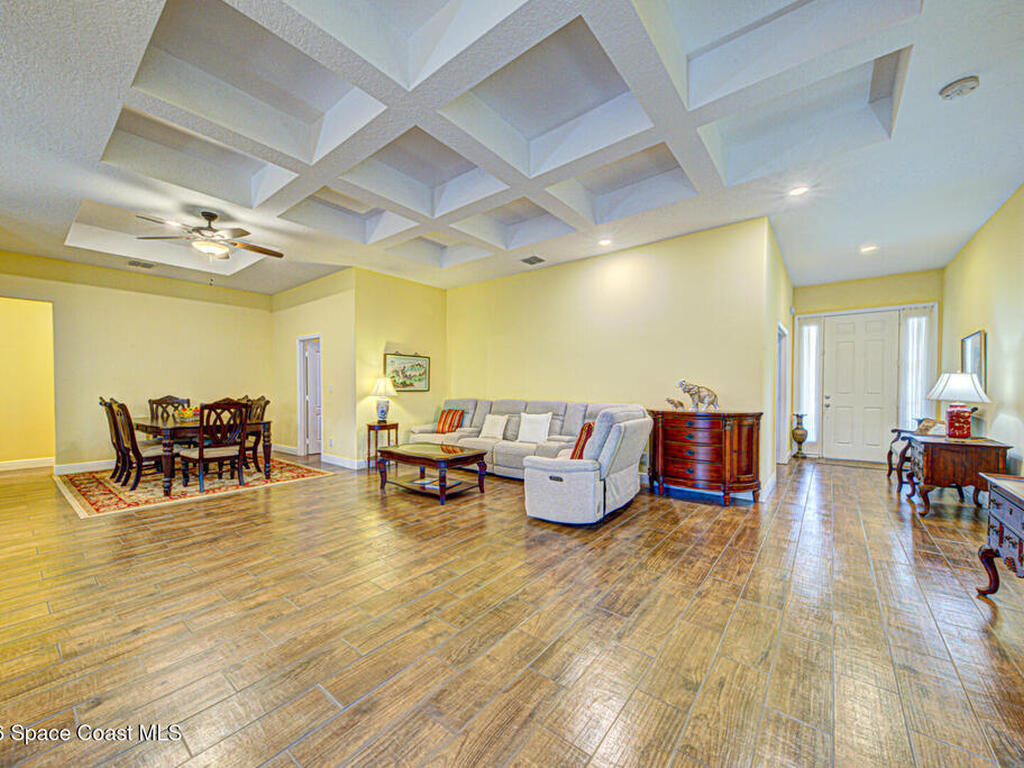 462 Gancedo Street, Palm Bay, FL 32908