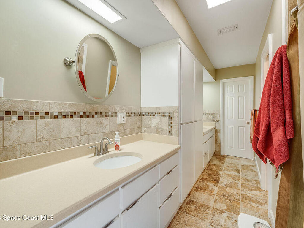 610 Paula Avenue, Merritt Island, FL 32953