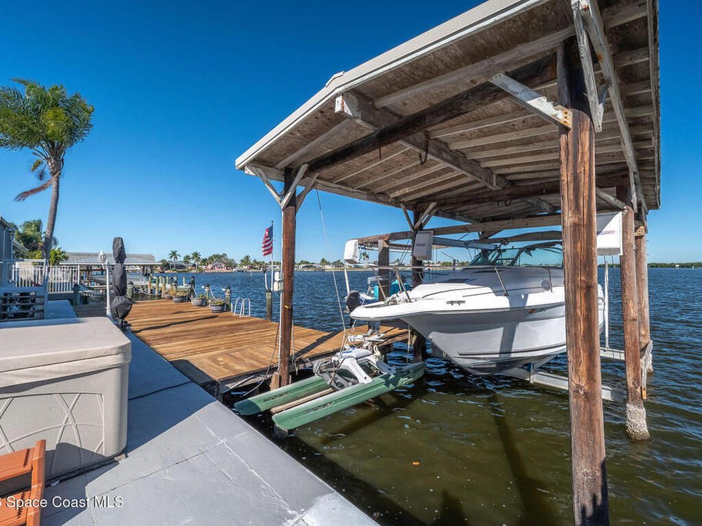 610 Paula Avenue, Merritt Island, FL 32953