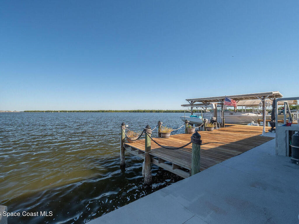 610 Paula Avenue, Merritt Island, FL 32953