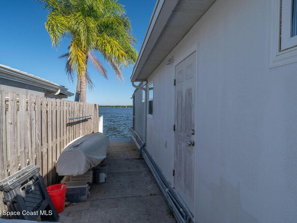 610 Paula Avenue, Merritt Island, FL 32953