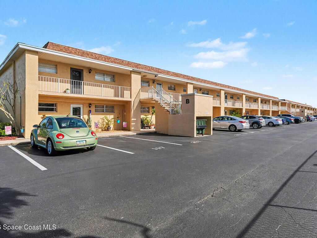 2135 N Courtenay Parkway, Merritt Island, FL 32953