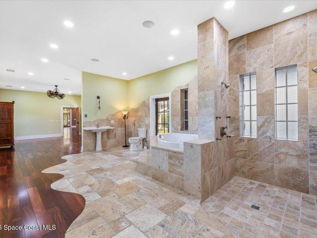 531 Sunset Boulevard, Melbourne Beach, FL 32951