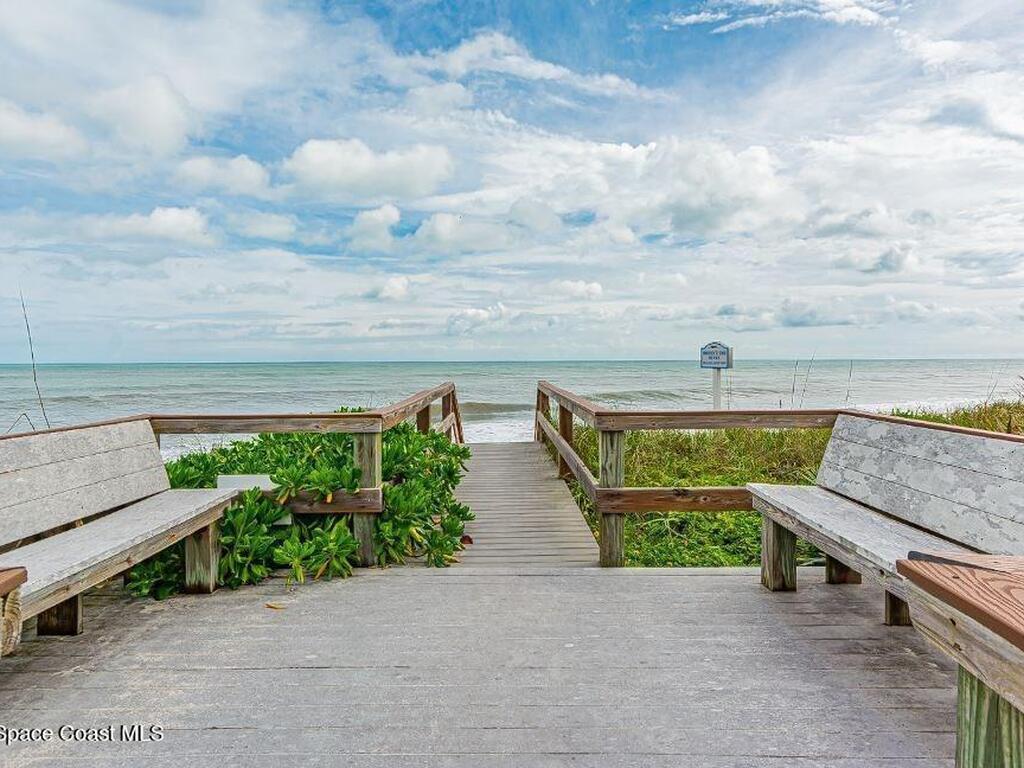 1344 Riverside Lane, Vero Beach, FL 32963