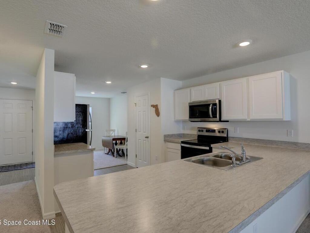 938 Clearmont Street, Sebastian, FL 32958