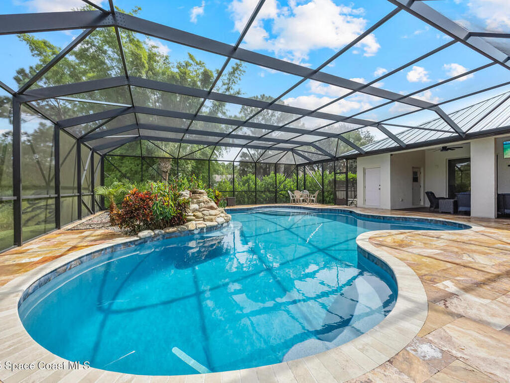 5627 Cypress Creek Drive, Grant, FL 32949