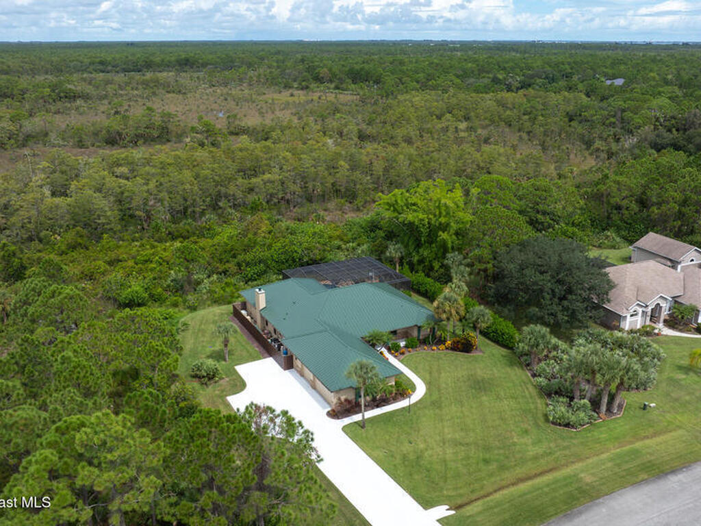 5627 Cypress Creek Drive, Grant, FL 32949