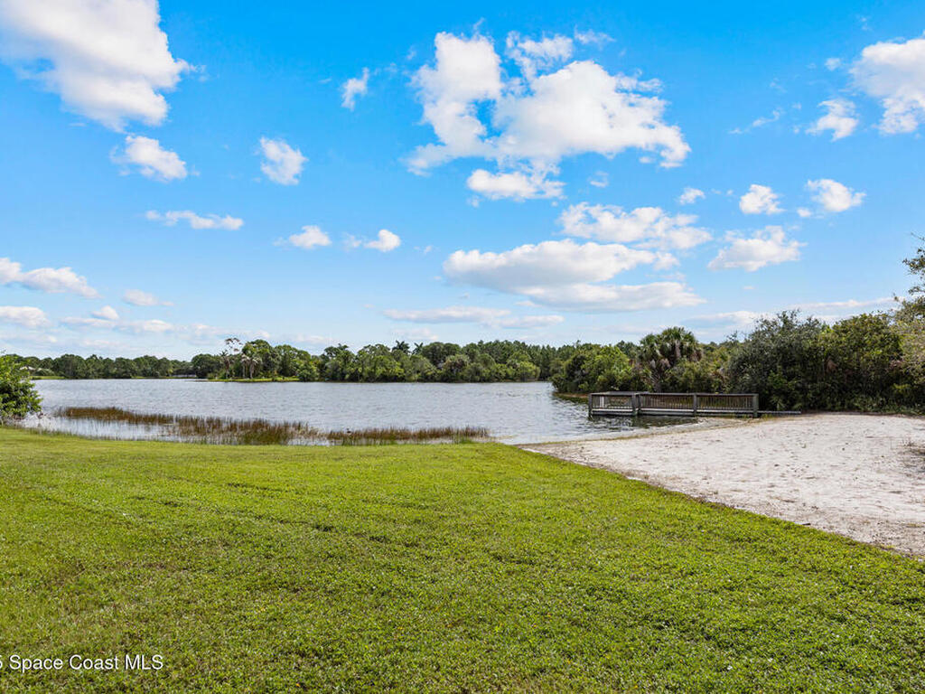 5627 Cypress Creek Drive, Grant, FL 32949