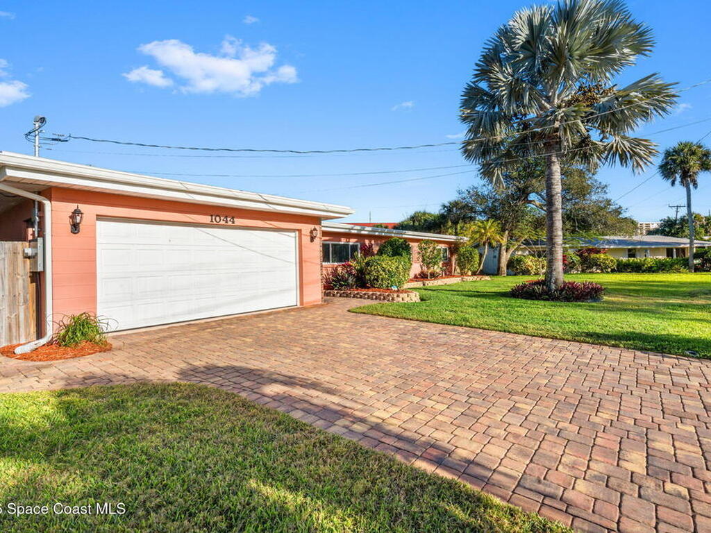 1044 Samar Road, Cocoa Beach, FL 32931