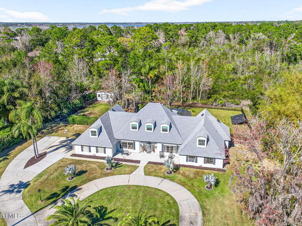 3854 Rambling Acres Drive, Titusville, FL 32796