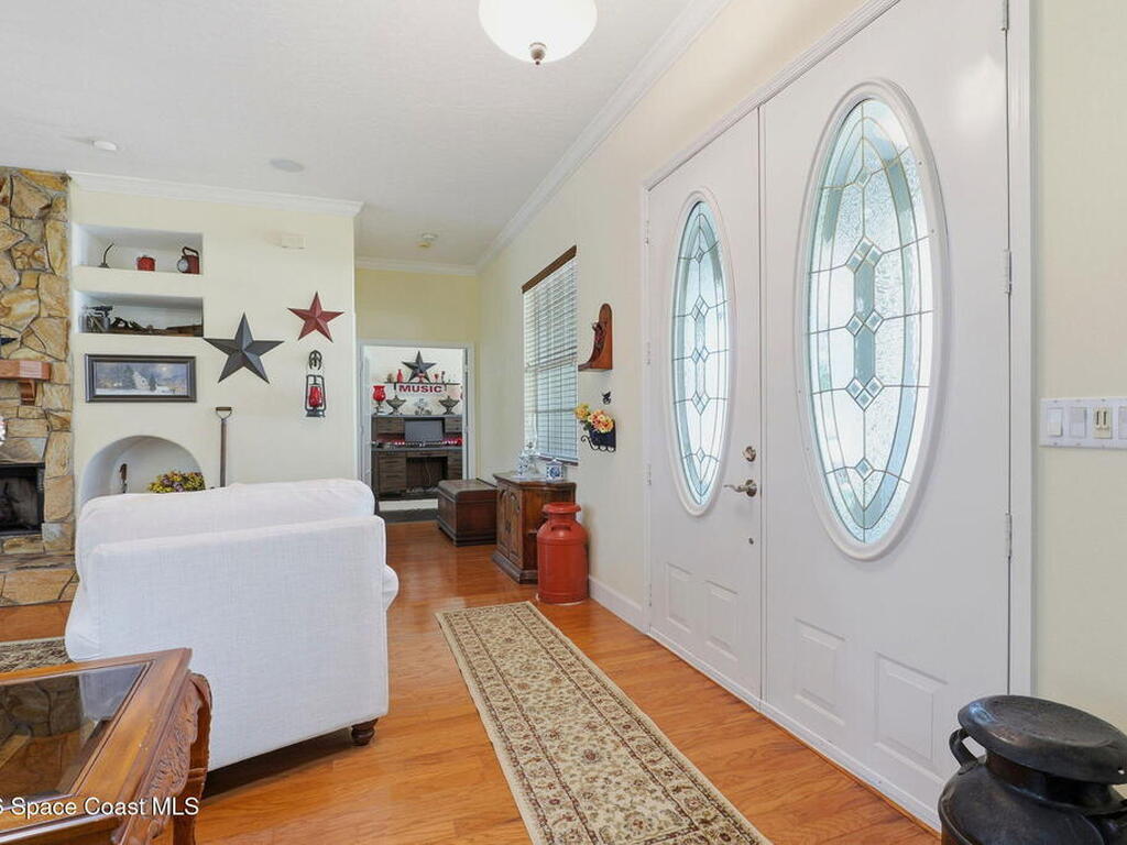 5696 Cypress Creek Drive, Grant, FL 32949