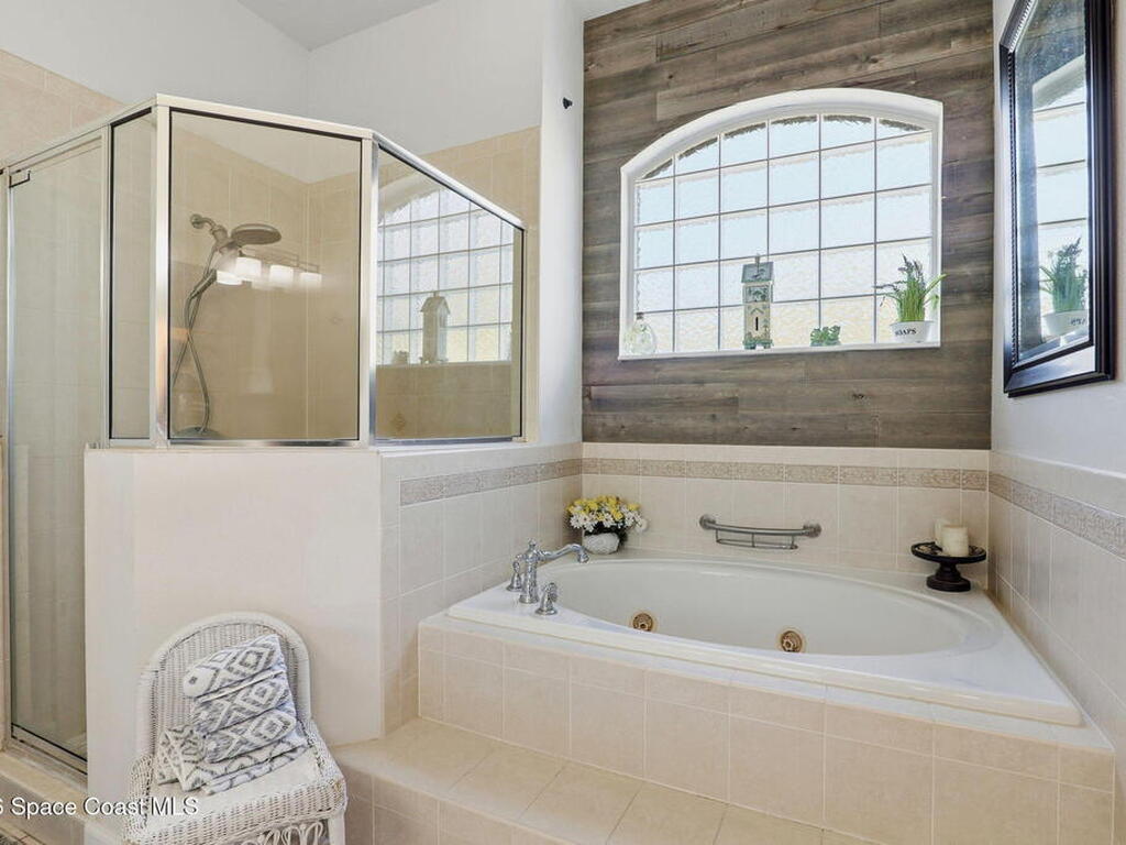 5696 Cypress Creek Drive, Grant, FL 32949