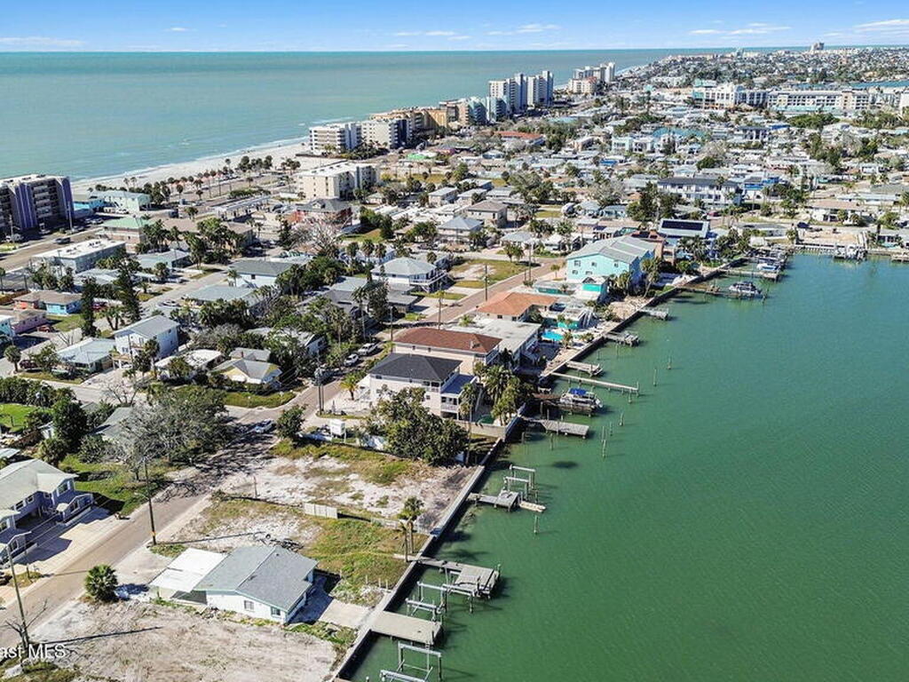 14215 N Bayshore Drive, Madeira Beach, FL 33708