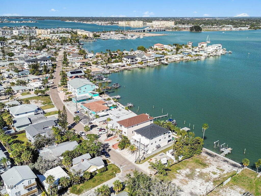 14215 N Bayshore Drive, Madeira Beach, FL 33708