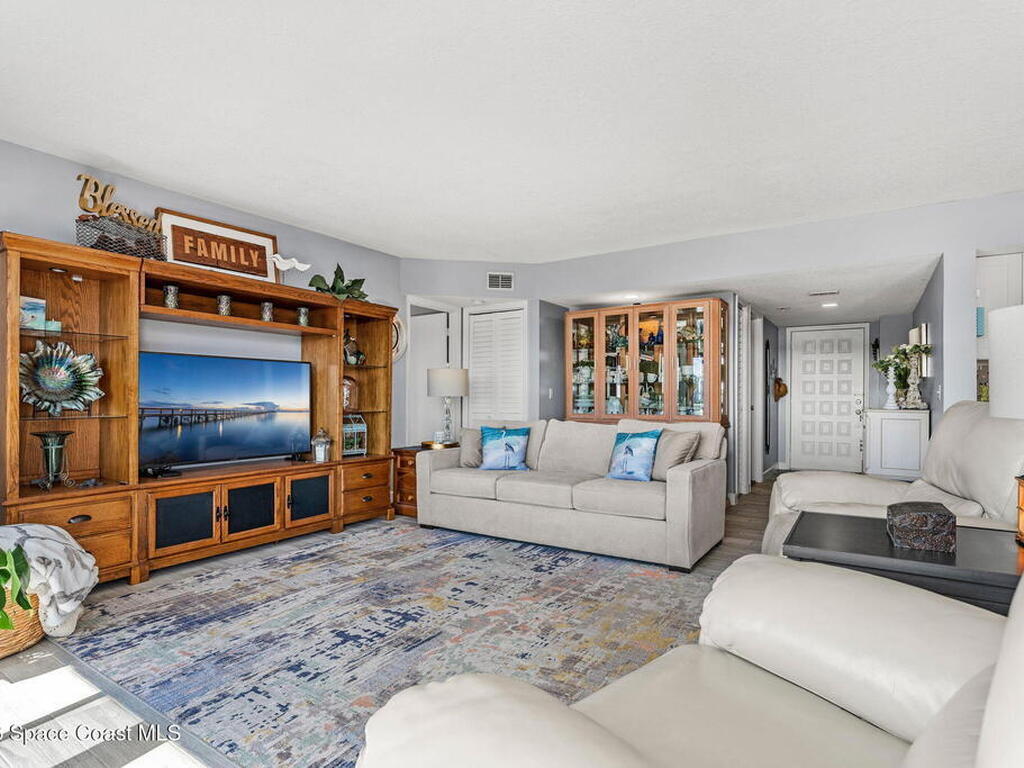 5055 Dixie Highway, Palm Bay, FL 32905