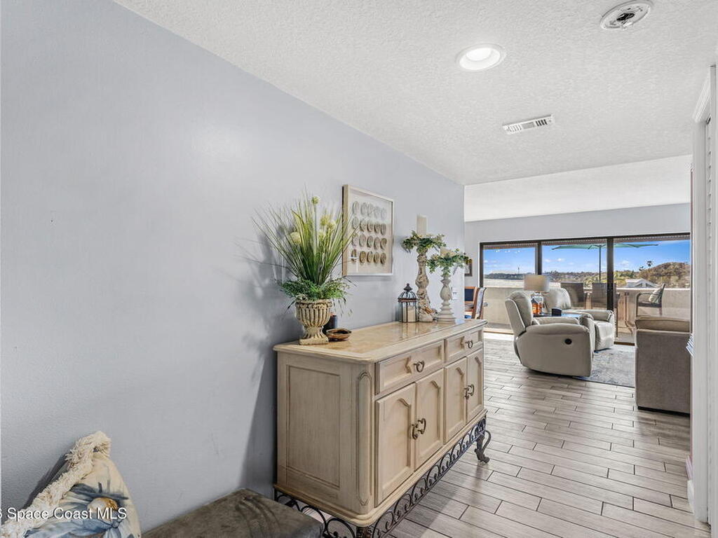 5055 Dixie Highway, Palm Bay, FL 32905