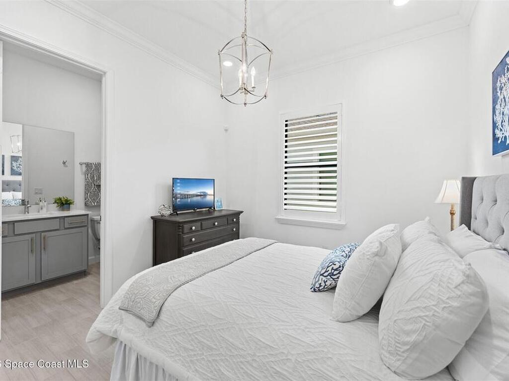 8864 Alister Drive, Melbourne, FL 32940