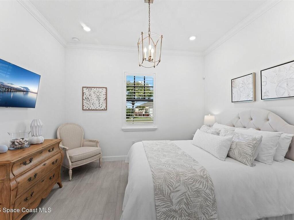 8864 Alister Drive, Melbourne, FL 32940