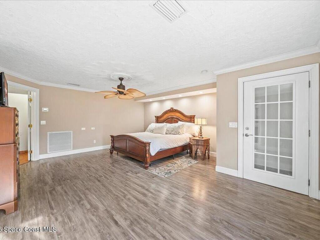 9670 Mockingbird Lane, Sebastian, FL 32976