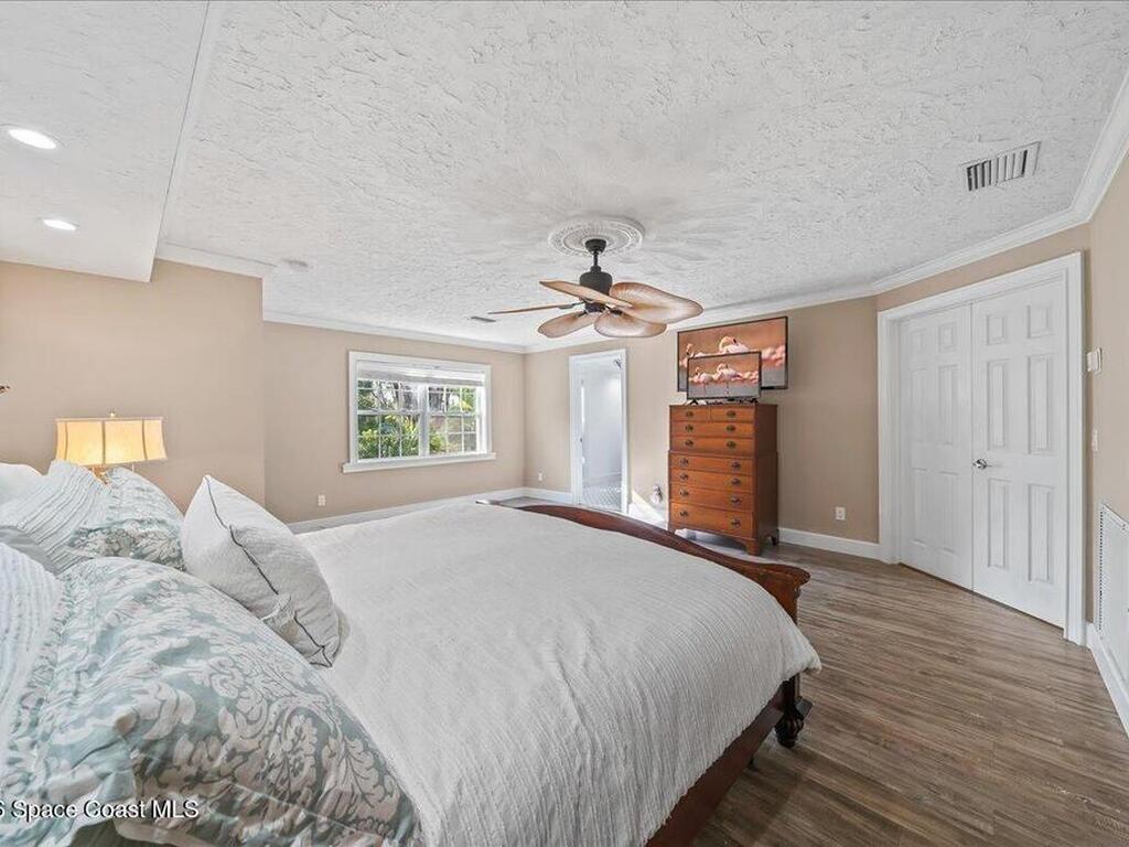 9670 Mockingbird Lane, Sebastian, FL 32976