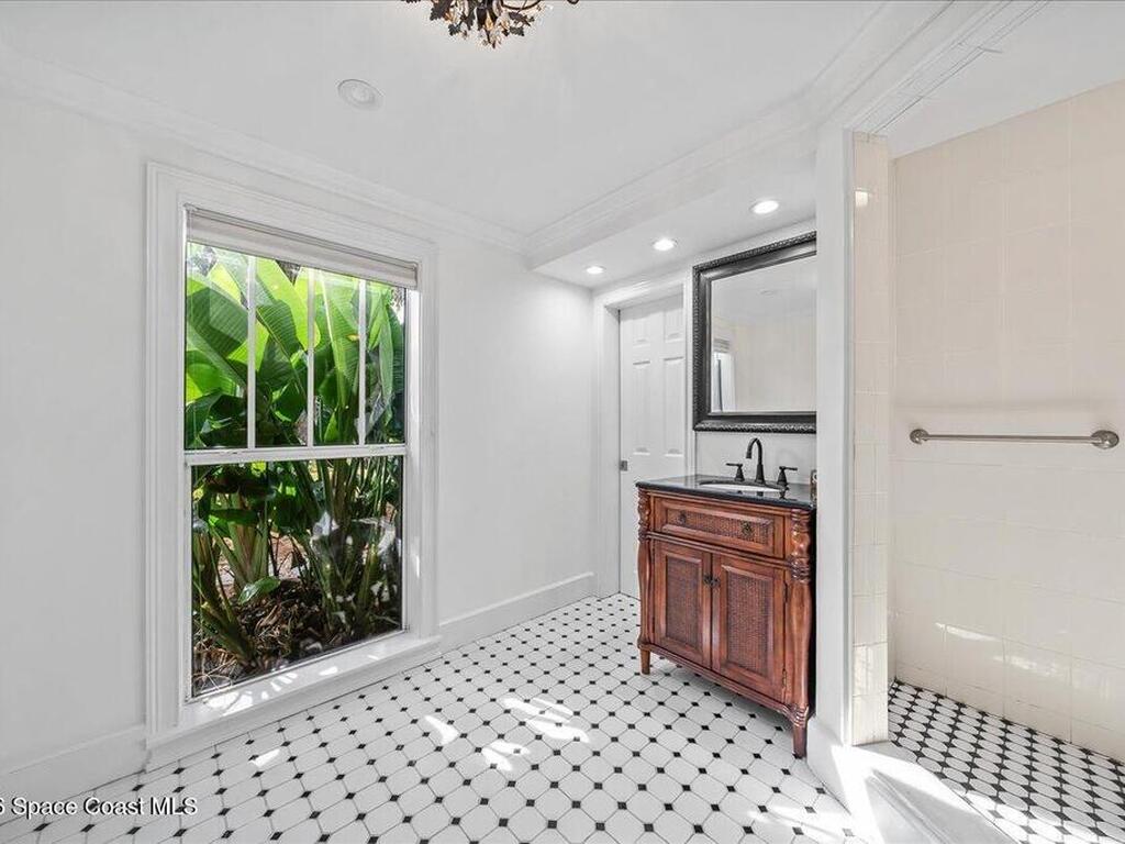 9670 Mockingbird Lane, Sebastian, FL 32976