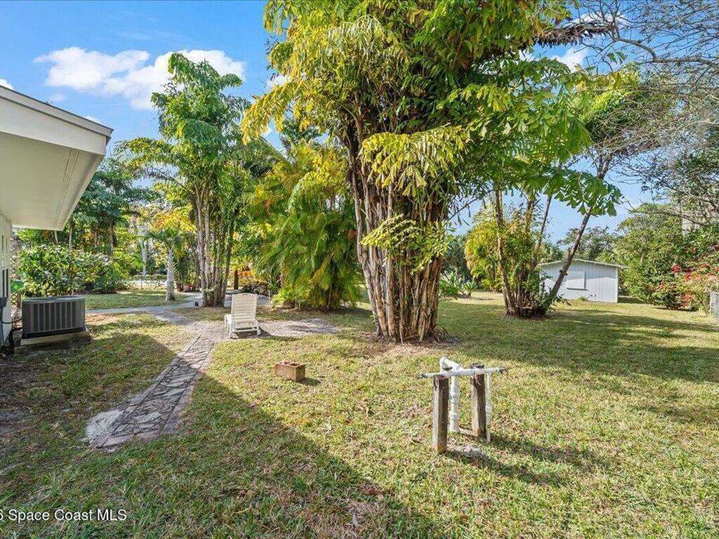 9670 Mockingbird Lane, Sebastian, FL 32976